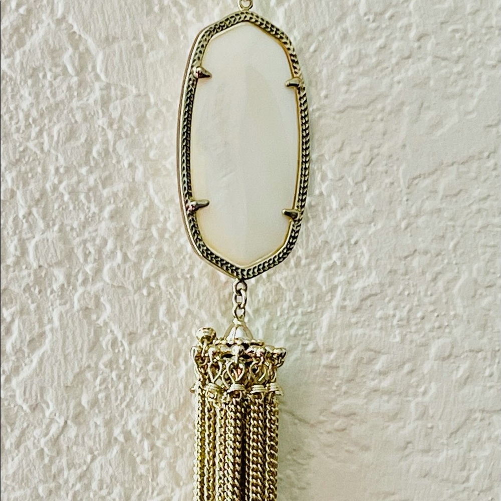 Kendra Scott Necklace Ivory pearl